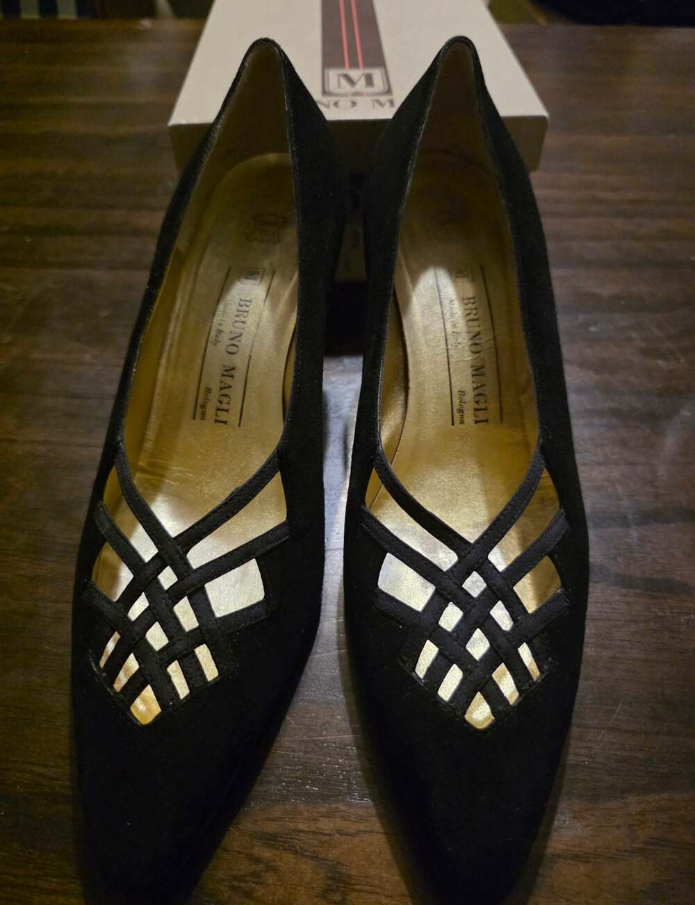 Bruno Magli Black Suede Kitten Heel Pumps with Lattice Cutout Size 9 B